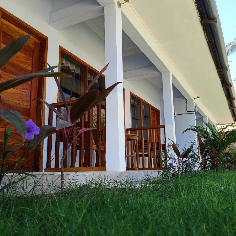 Elisa Homestay Areguling Kuta  외부 사진