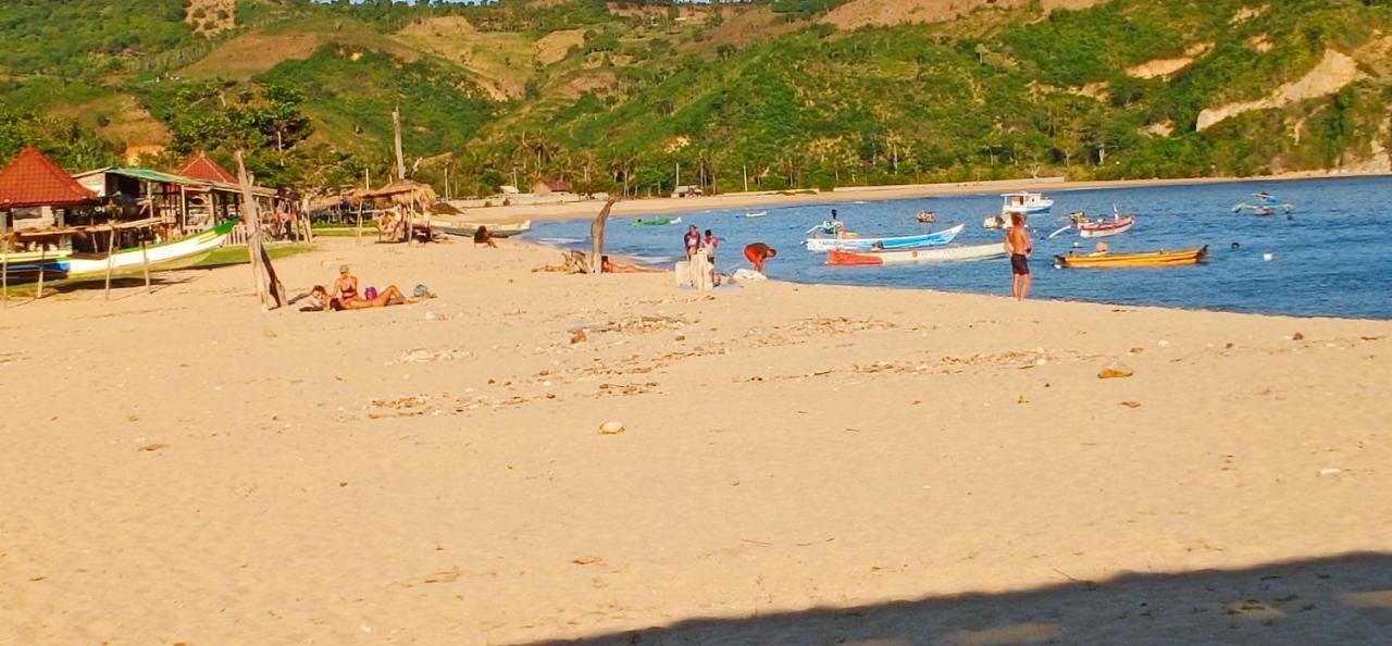 Elisa Homestay Areguling Kuta  외부 사진